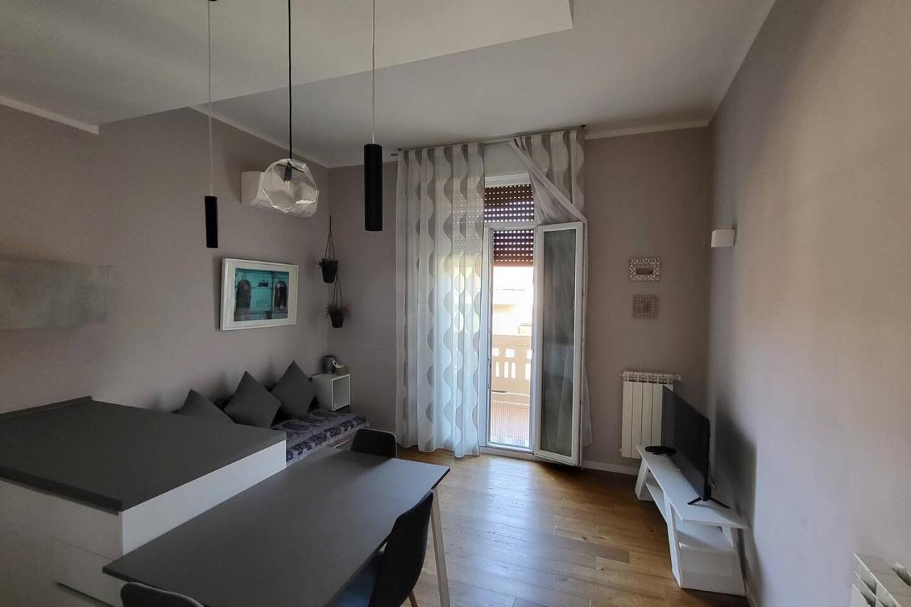 Central And Cosy Apartament Bologna Exteriör bild