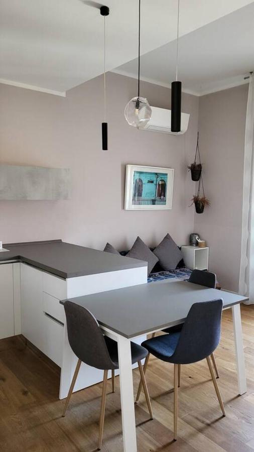 Central And Cosy Apartament Bologna Exteriör bild